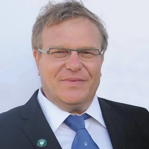 Noam Burstein